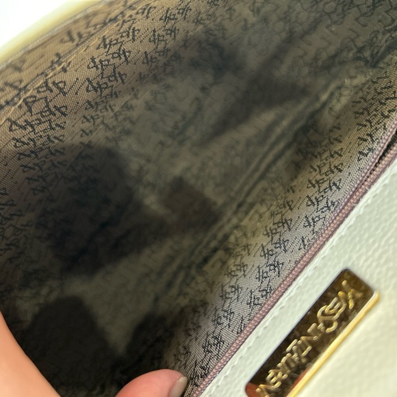 VINTAGE FLAP SMALL/ MEDIUM SIZE BAG - Picture 7 of 14